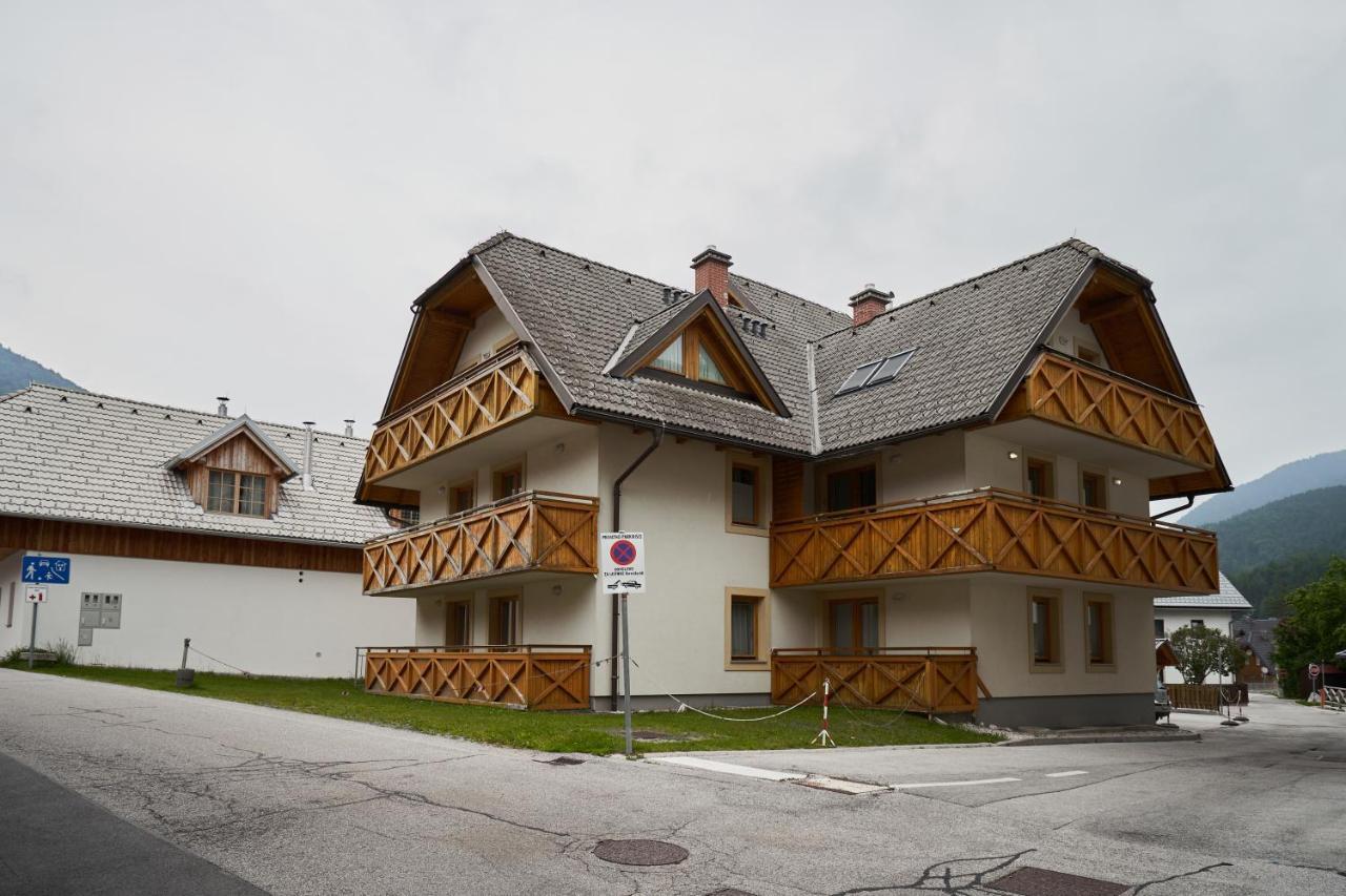 Cozy Apartment in the heart of Kranjska Gora Buitenkant foto